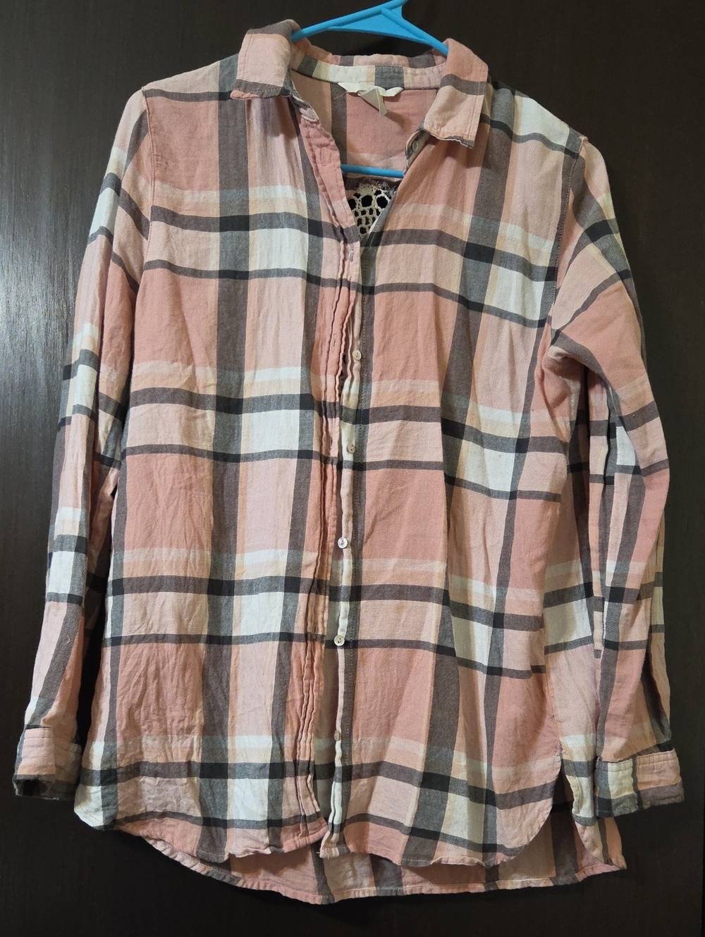 H&M ladies top.           long sleeve button down     pink/grayq   size 4 Small